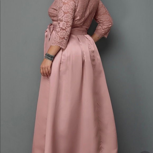 Beautiful pink lace bodice with taffeta bottom.   2 dresses available - Picture 3 of 7